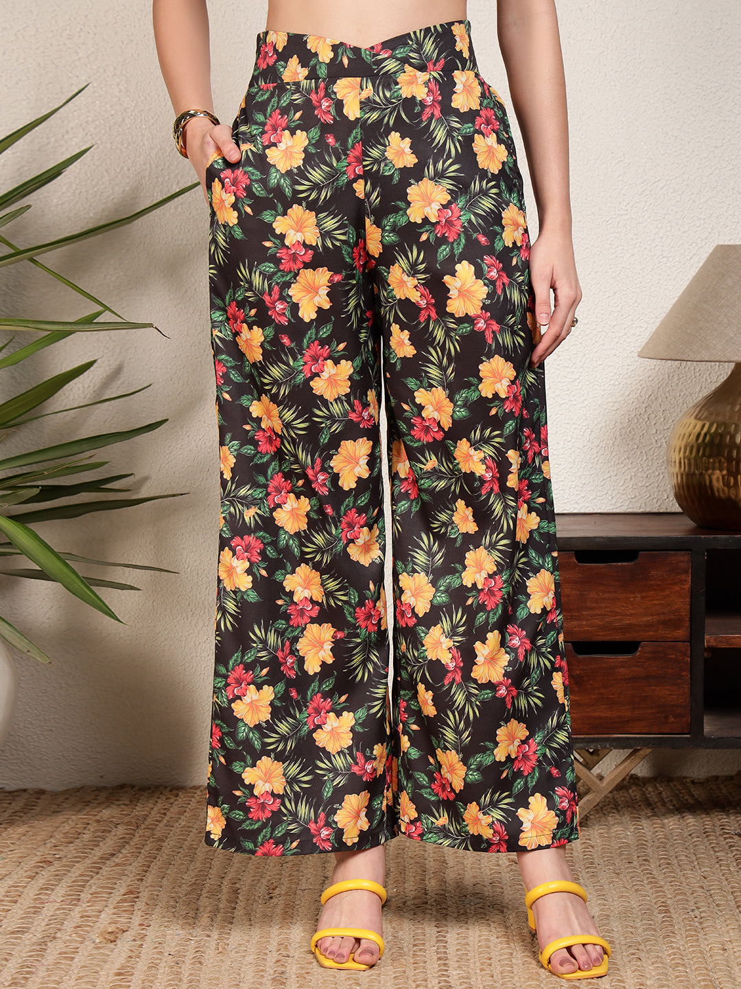Modsik Women's Floral Crop Top and Palazzo Pant Co-ord Set